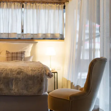 Alpenhof Maisonette-apartment Apartman Saas-Almagell