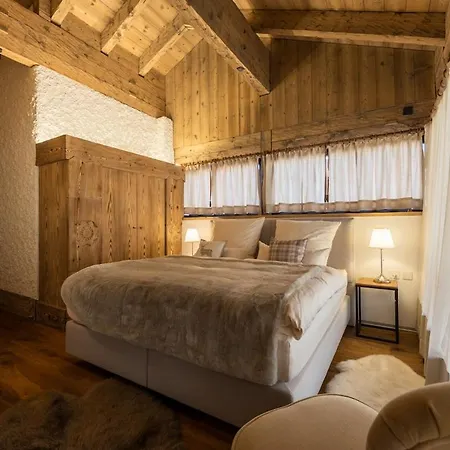 Alpenhof Maisonette-apartment Apartman Saas-Almagell